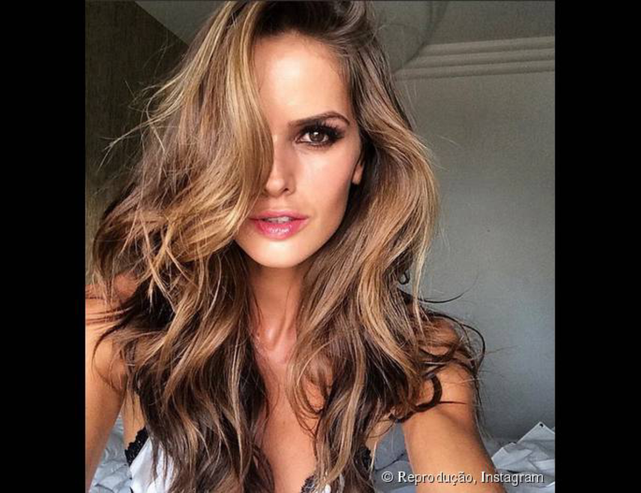 A top Izabel Goulart também aderiu à tendência. (Foto: Reprodução/Instagram)