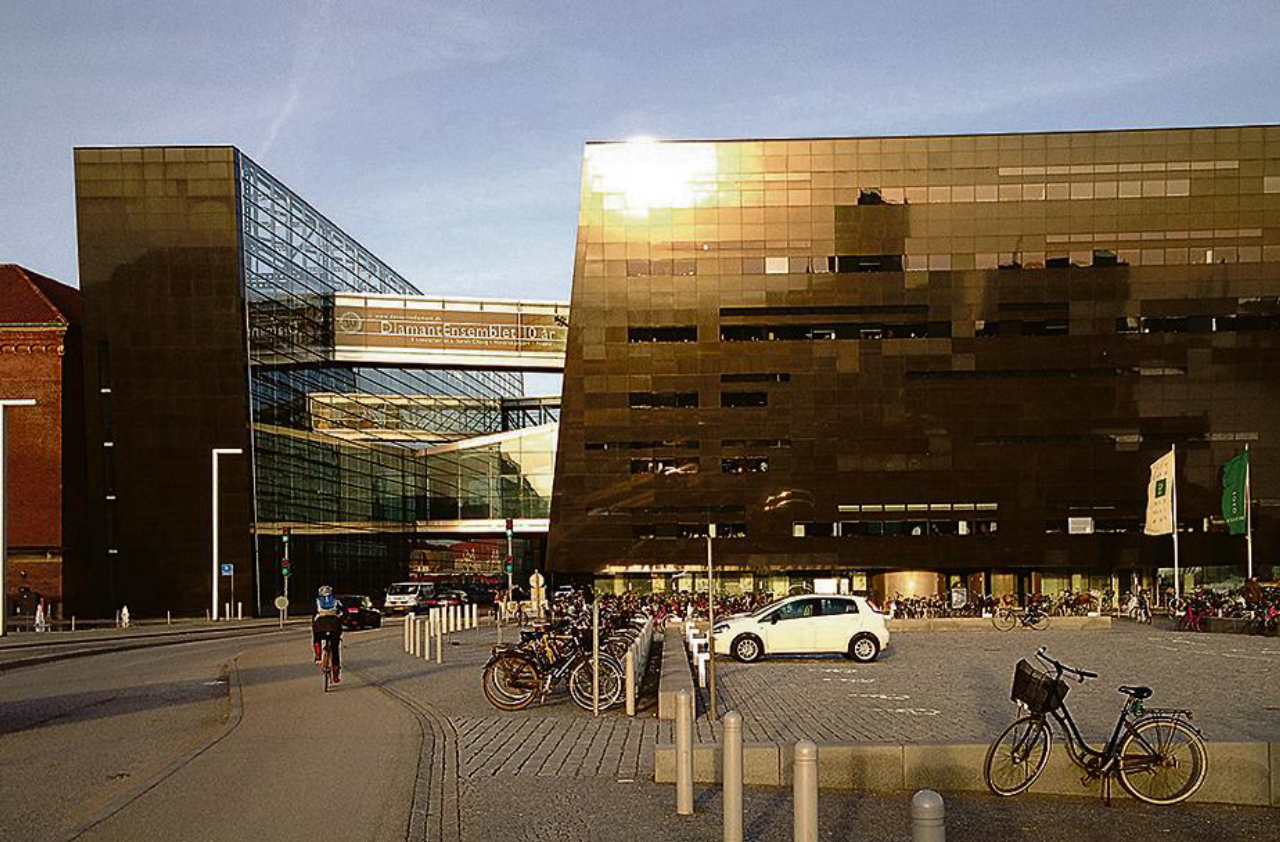 O imponente The Black Diamond, onde fica a The Royal Library,