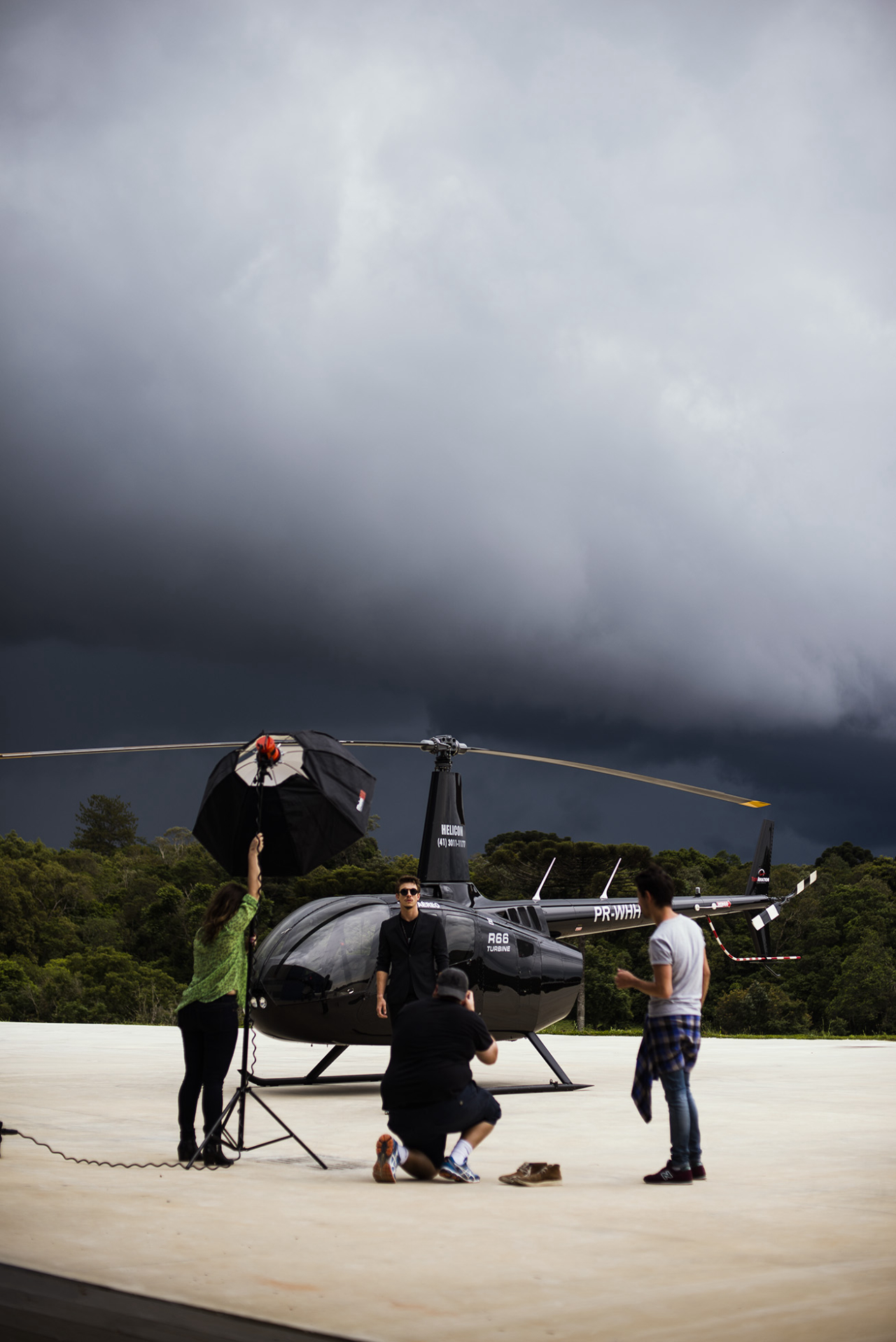 Momento do primeiro clique. "Temos dois minutos antes da chuva!". Foto: Mariana Lima. 