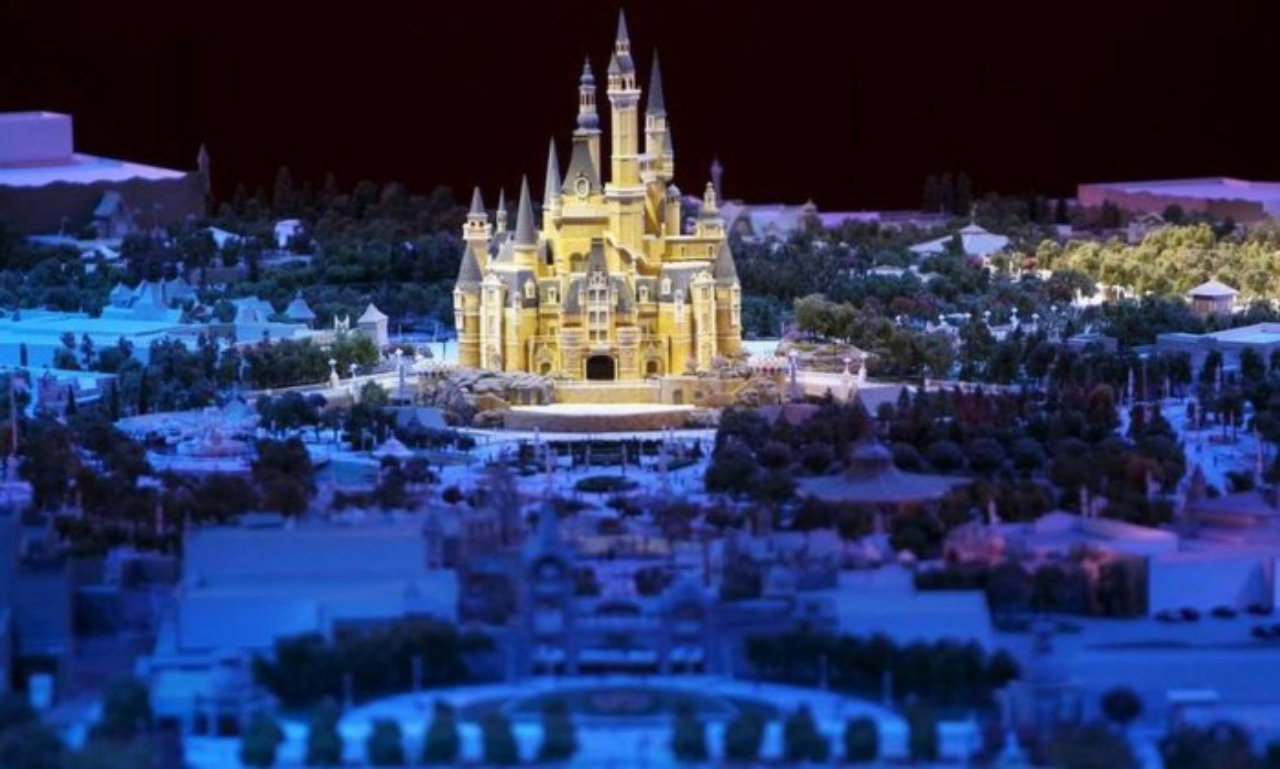 Projeção por computador antecipa como será o parque temático da Disney na China.
