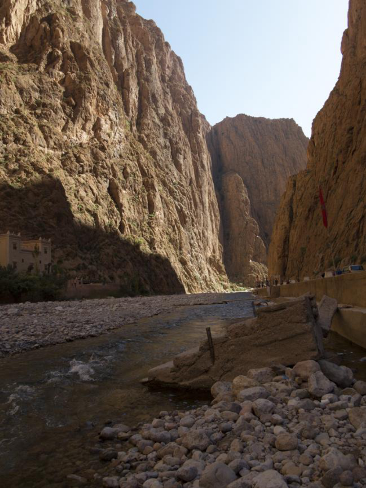 Gargantas de Todra: canyon moldado durante anos pelos rios Todra e Dades.