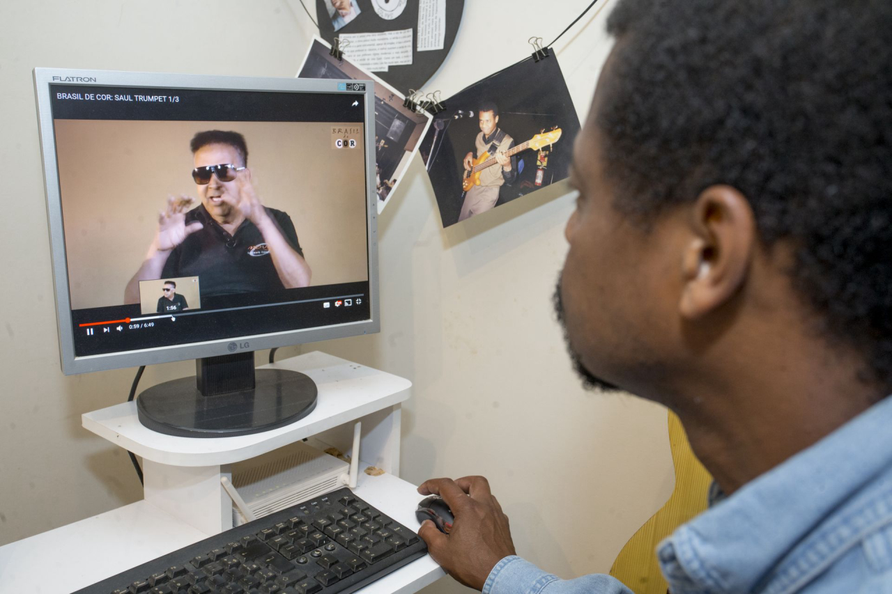 Herivelto foi responsável por uma das últimas entrevistas concedidas pelo músico curitibano Saul Trumpet, que faleceu no começo do mês. Foto: Hugo Harada/Gazeta do Povo