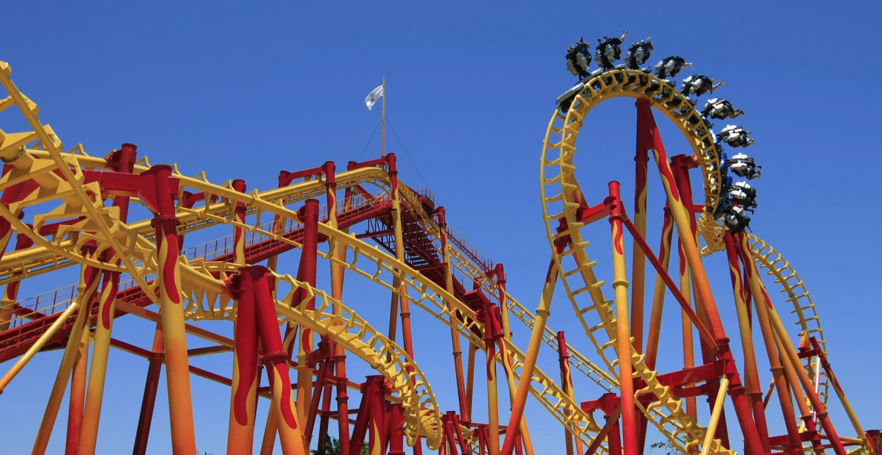 Fire Whip, a montanha russa invertida do Beto Carrero World. Foto: Antonio Costa/Gazeta do Povo.