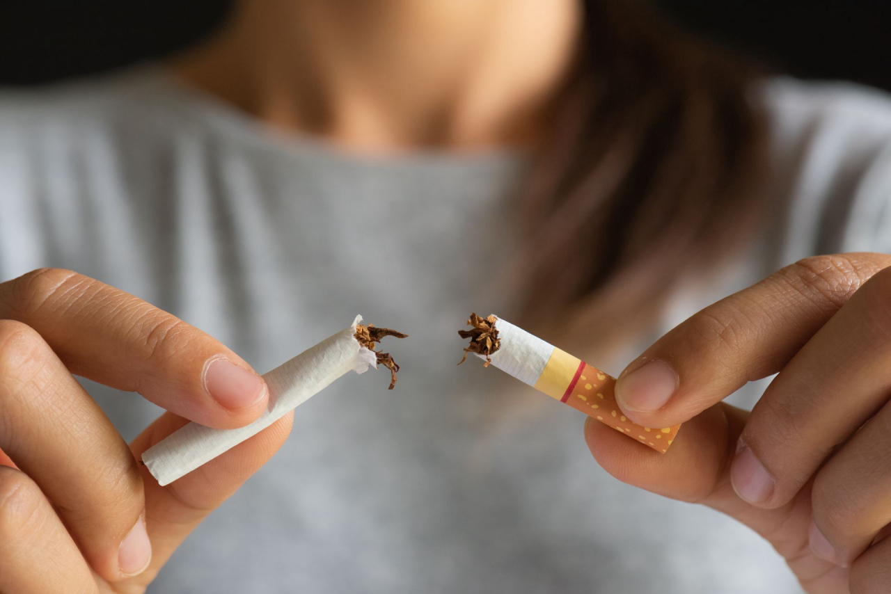 Cigarros: risco 30 vezes maior para câncer de pulmão, além de danos à saúde dos fumantes passivos (Foto: Bigstock)